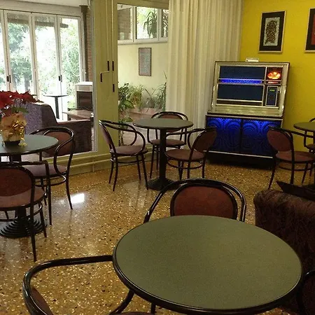Park 3* קסטל סן פייטרו טרמה