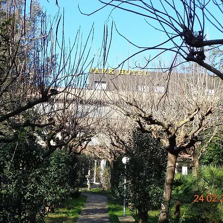 Отель Park Кастель Сан Петро Терме