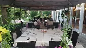 מלון Park 3*